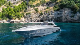 Sunseeker Predator 60 