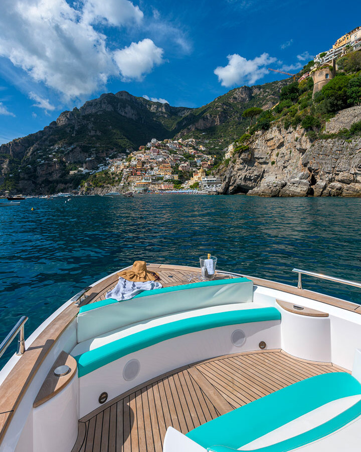 Sweet Life Allure 38 | Luxury Boats Positano