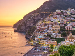 mega yacht a positano